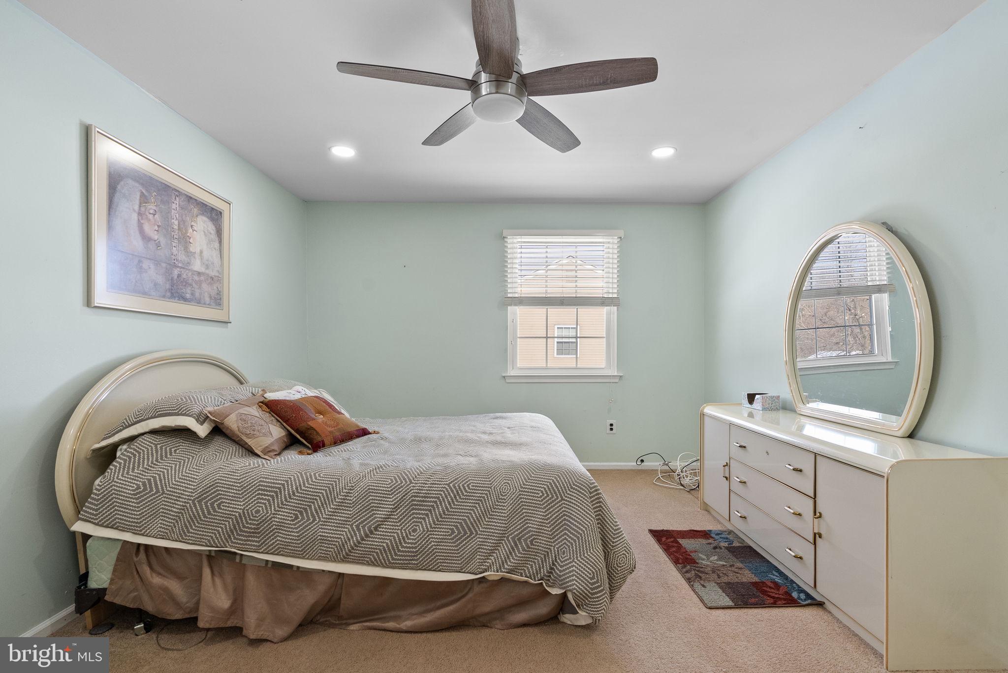 160 COUNTRY FARMS ROAD