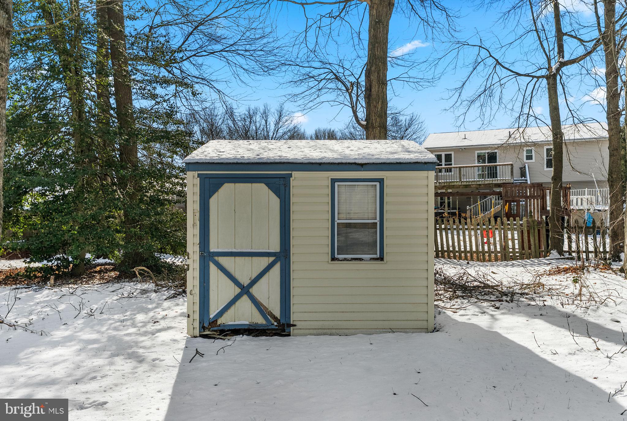 19 QUAIL HOLLOW DRIVE