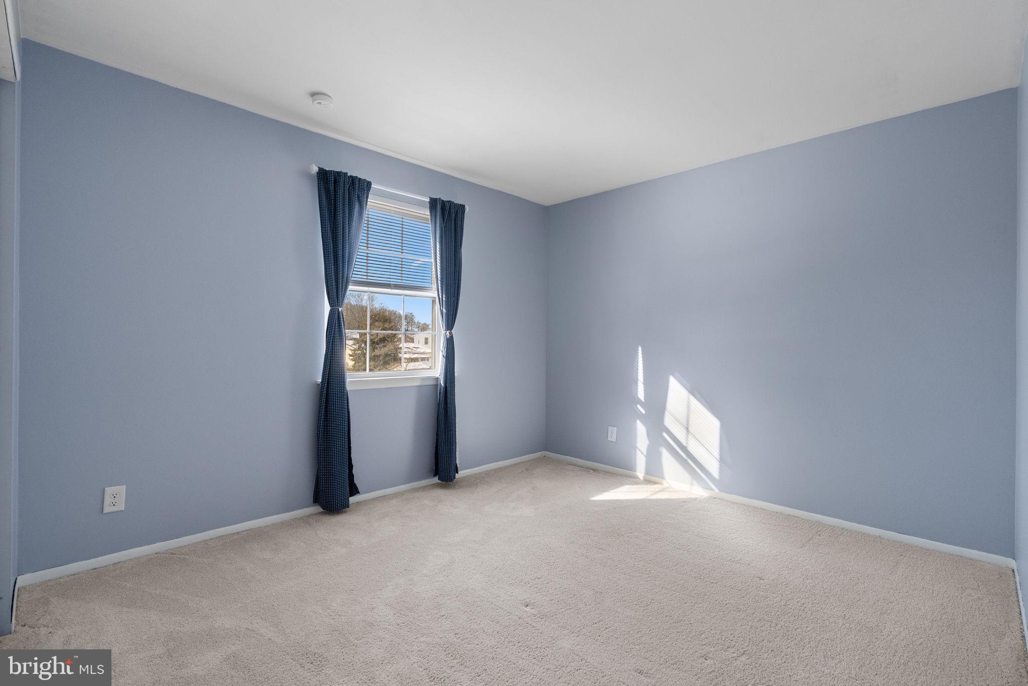 19 QUAIL HOLLOW DRIVE