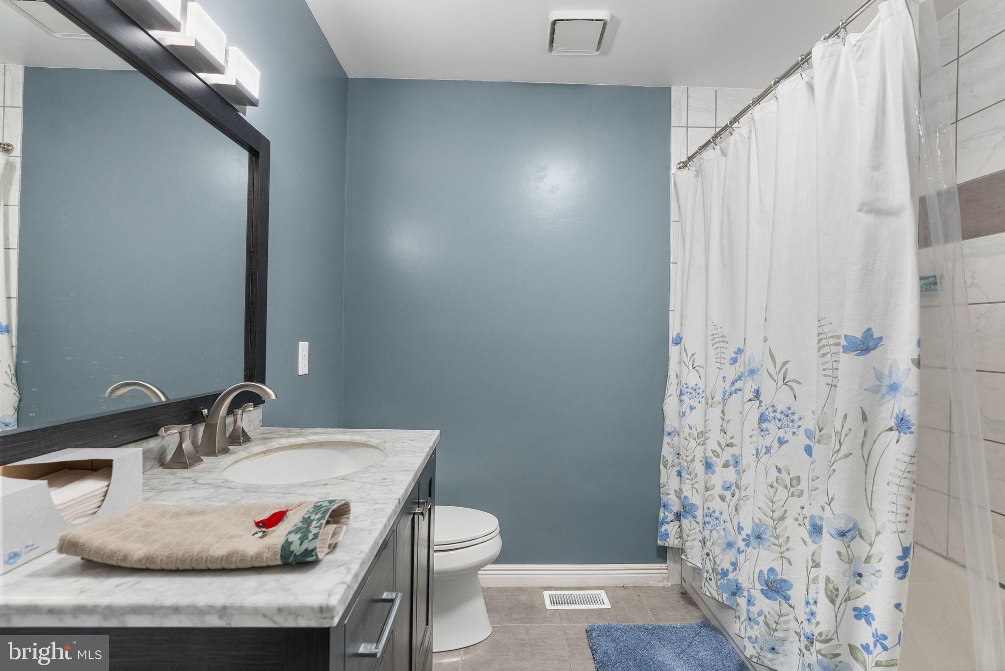 19 QUAIL HOLLOW DRIVE