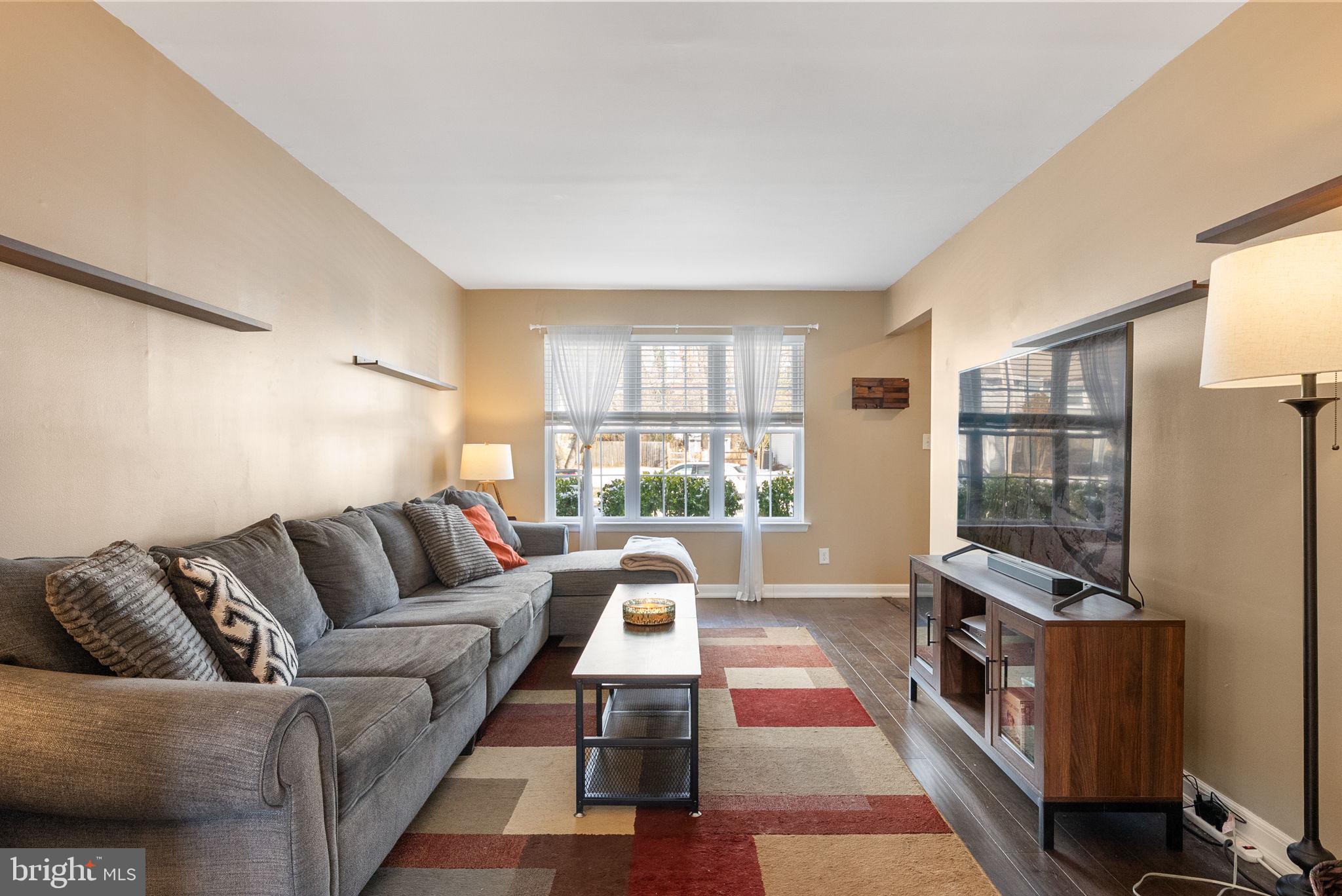 19 QUAIL HOLLOW DRIVE