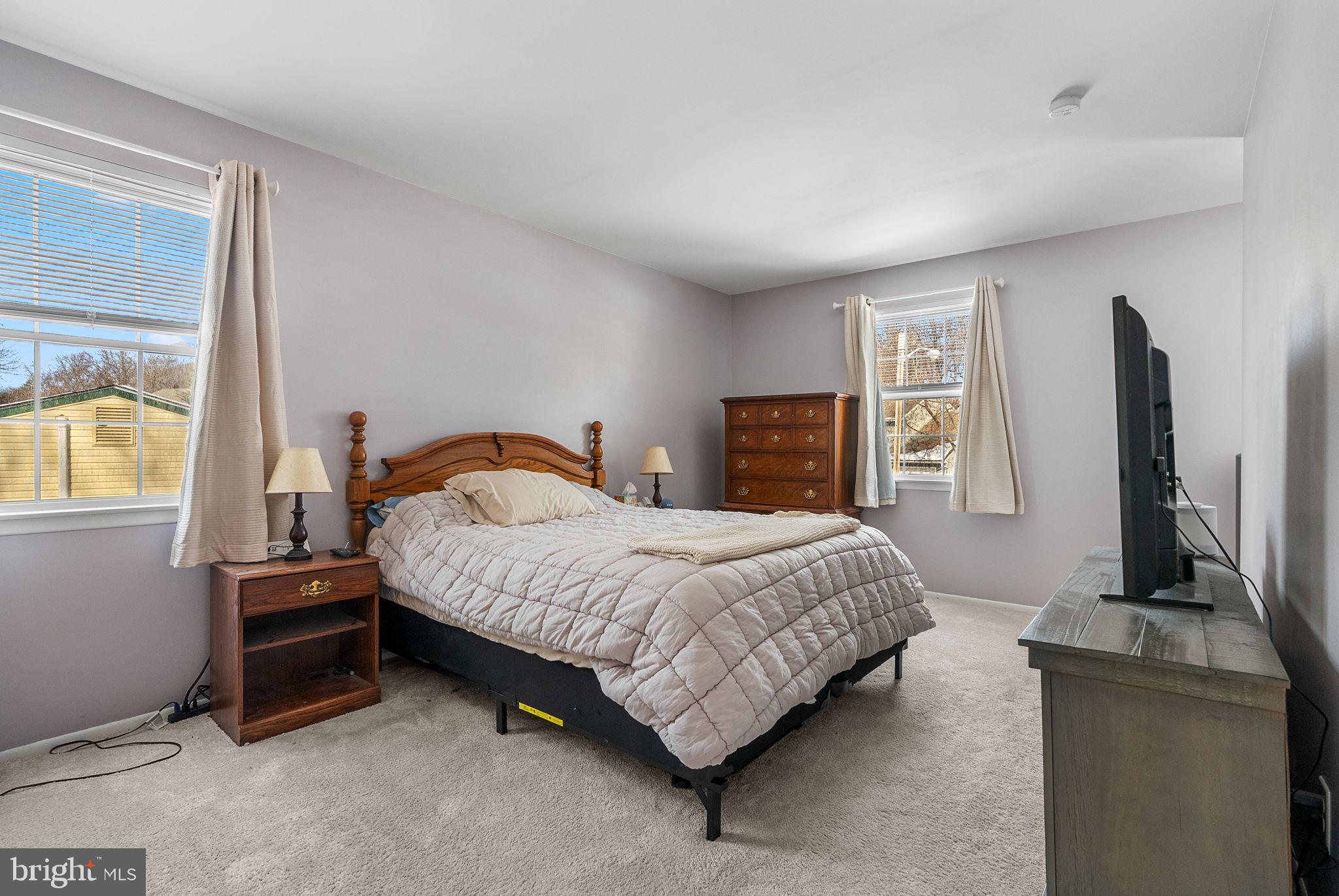 19 QUAIL HOLLOW DRIVE