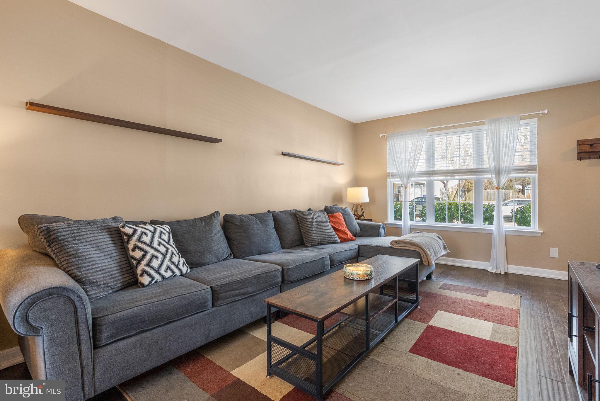 19 QUAIL HOLLOW DRIVE