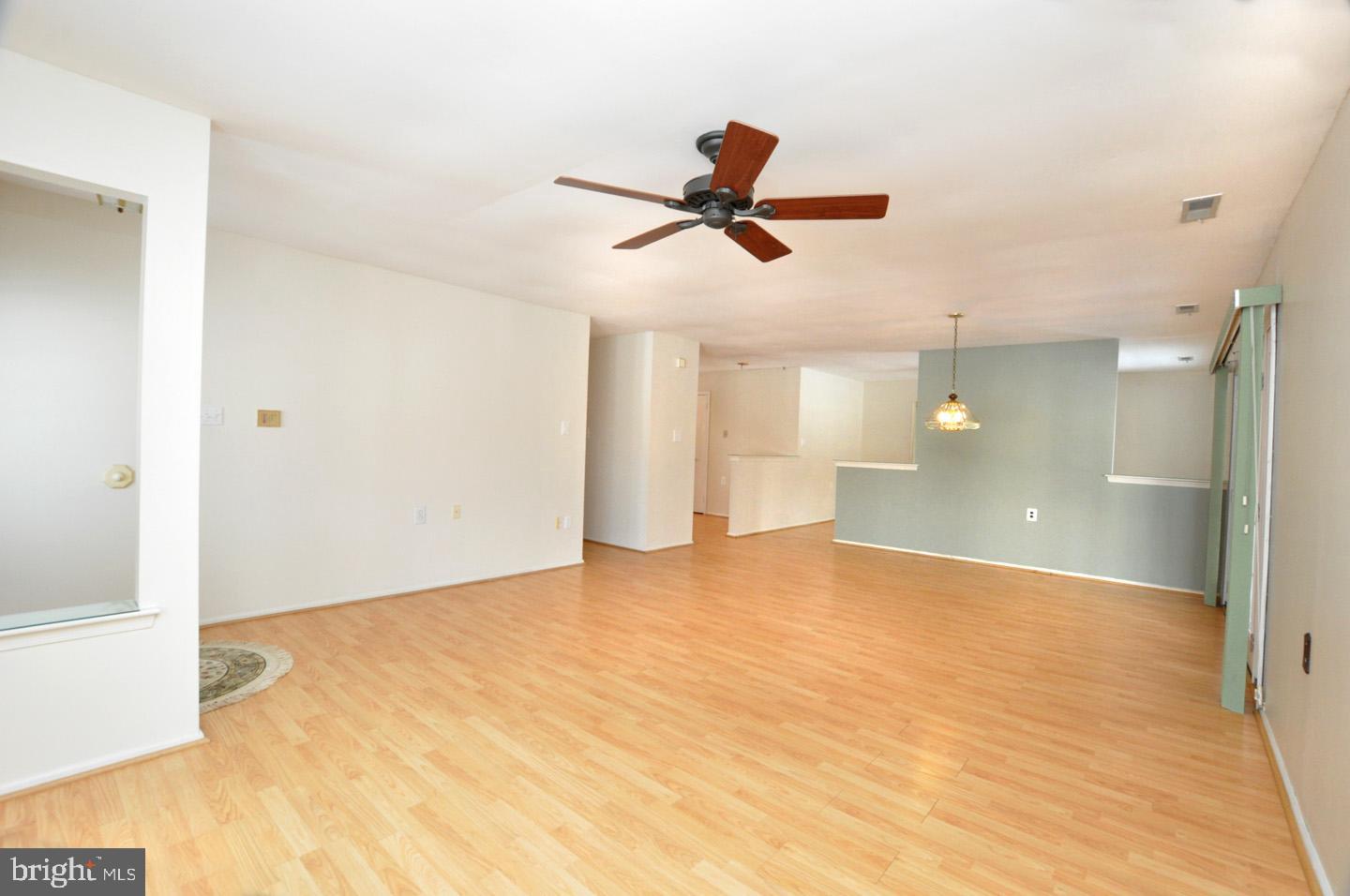 3 AVANDALE COURT