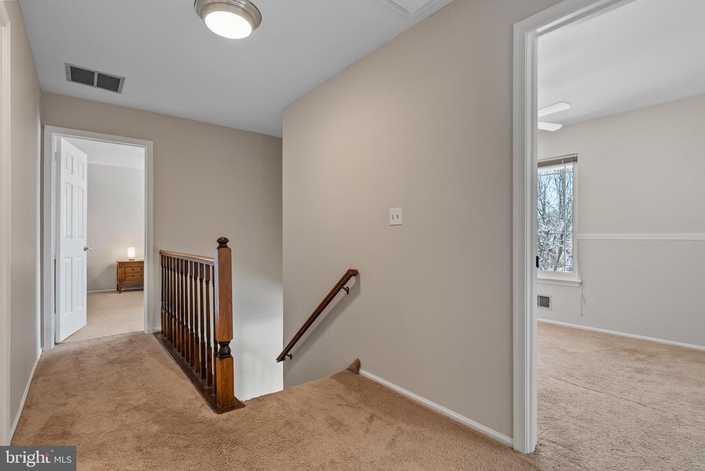 206 MEADOW DRIVE