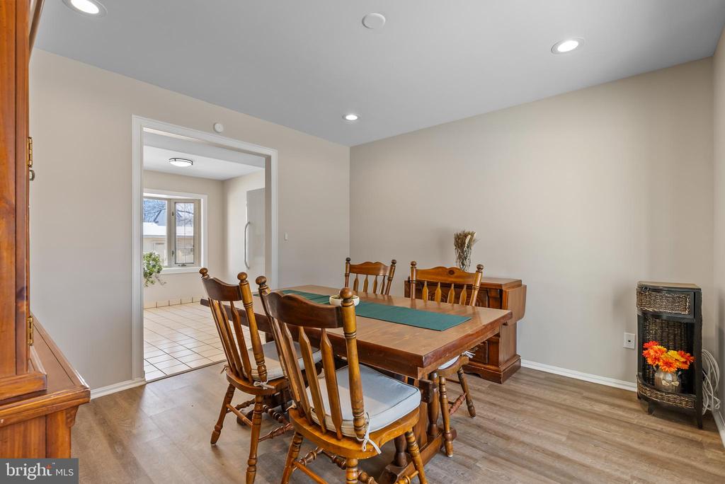 206 MEADOW DRIVE