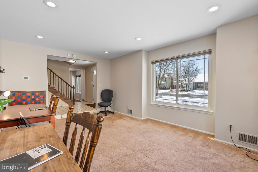 206 MEADOW DRIVE