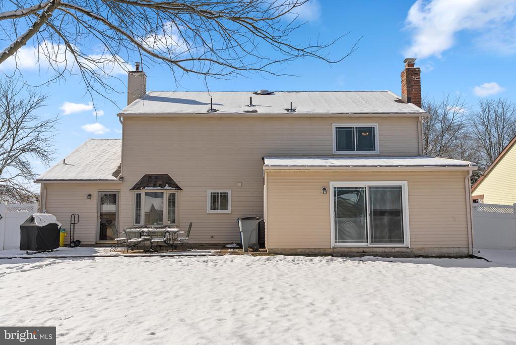 206 MEADOW DRIVE