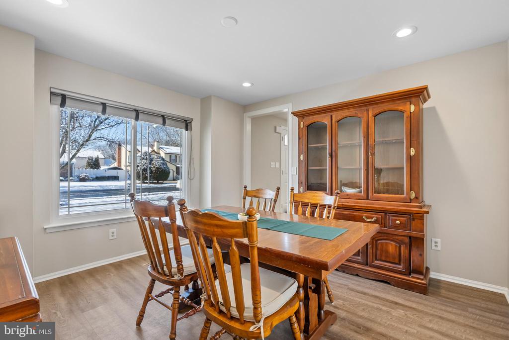 206 MEADOW DRIVE