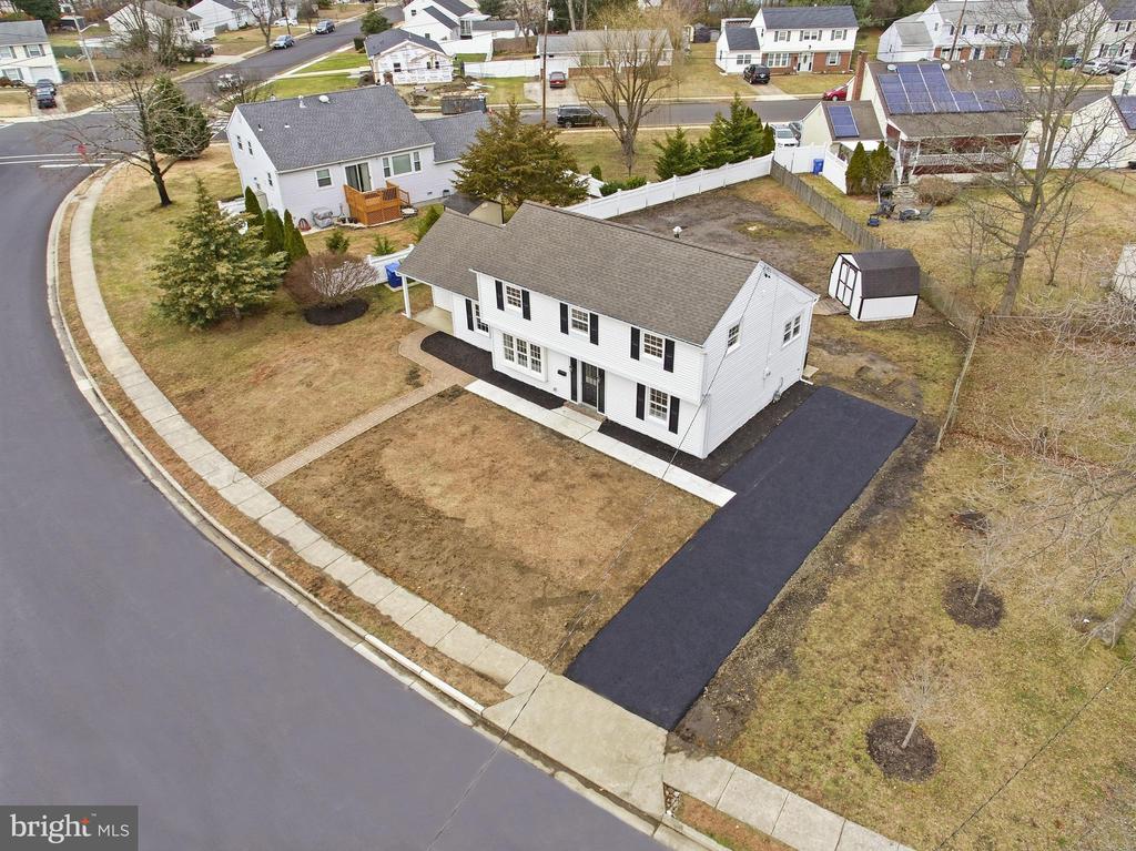 25 HERITAGE ROAD