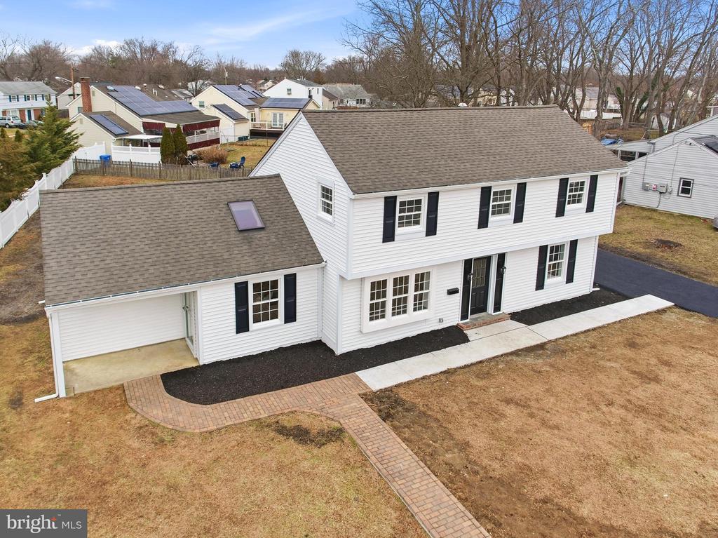 25 HERITAGE ROAD