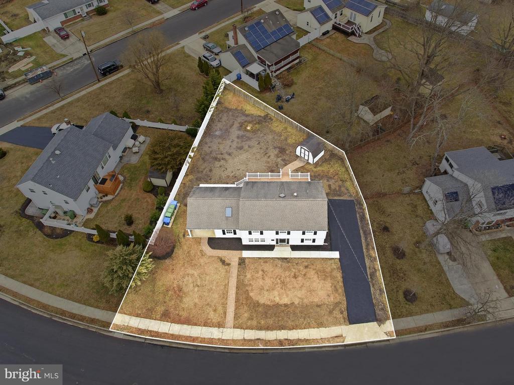 25 HERITAGE ROAD