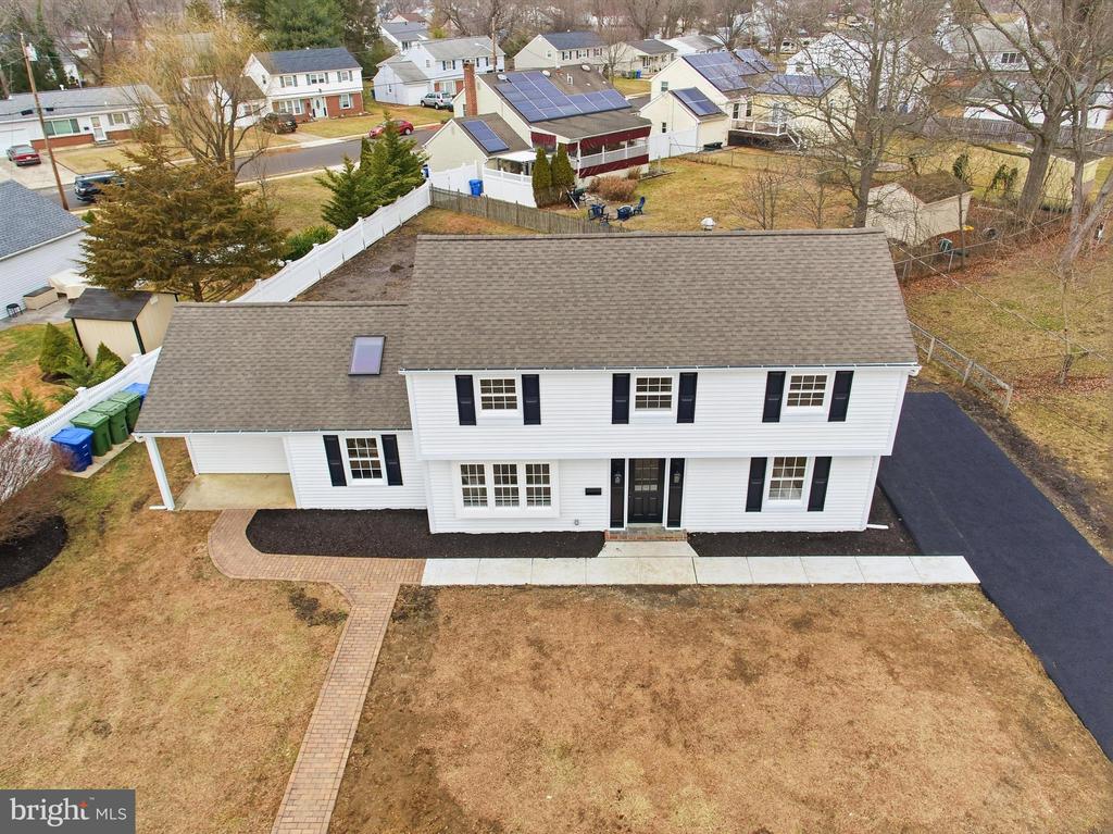 25 HERITAGE ROAD