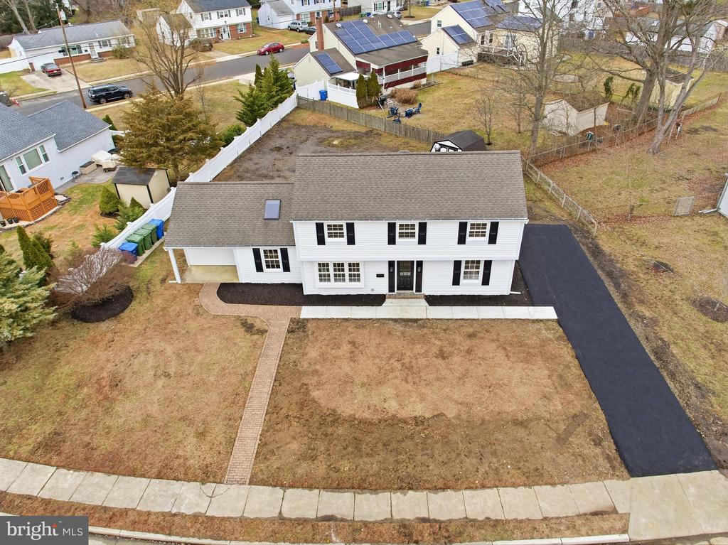 25 HERITAGE ROAD