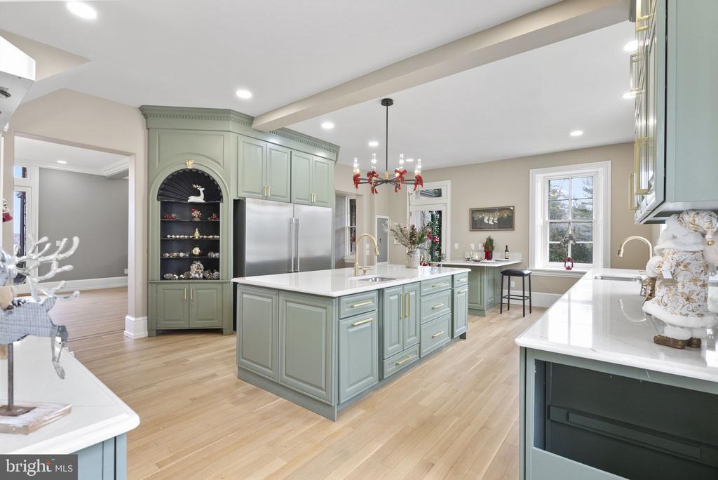 231 WOODLANE ROAD