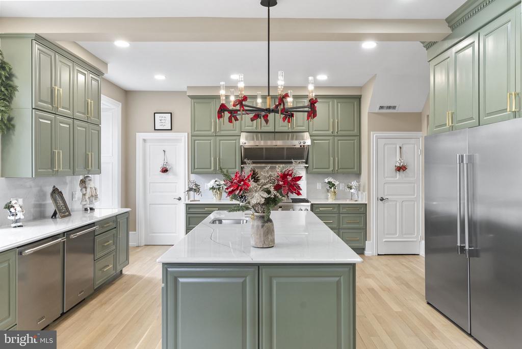 231 WOODLANE ROAD