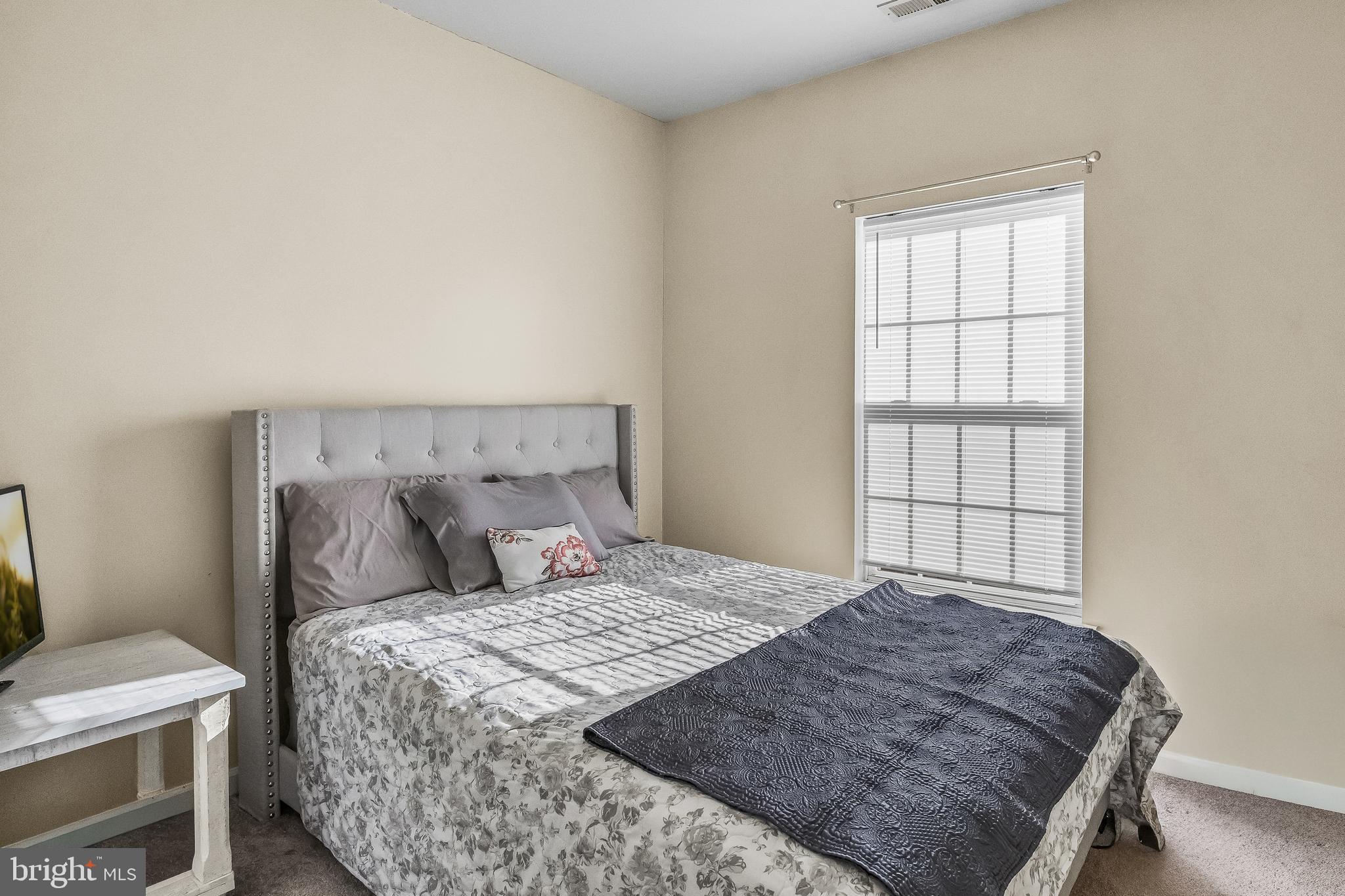 6 FAWN COURT