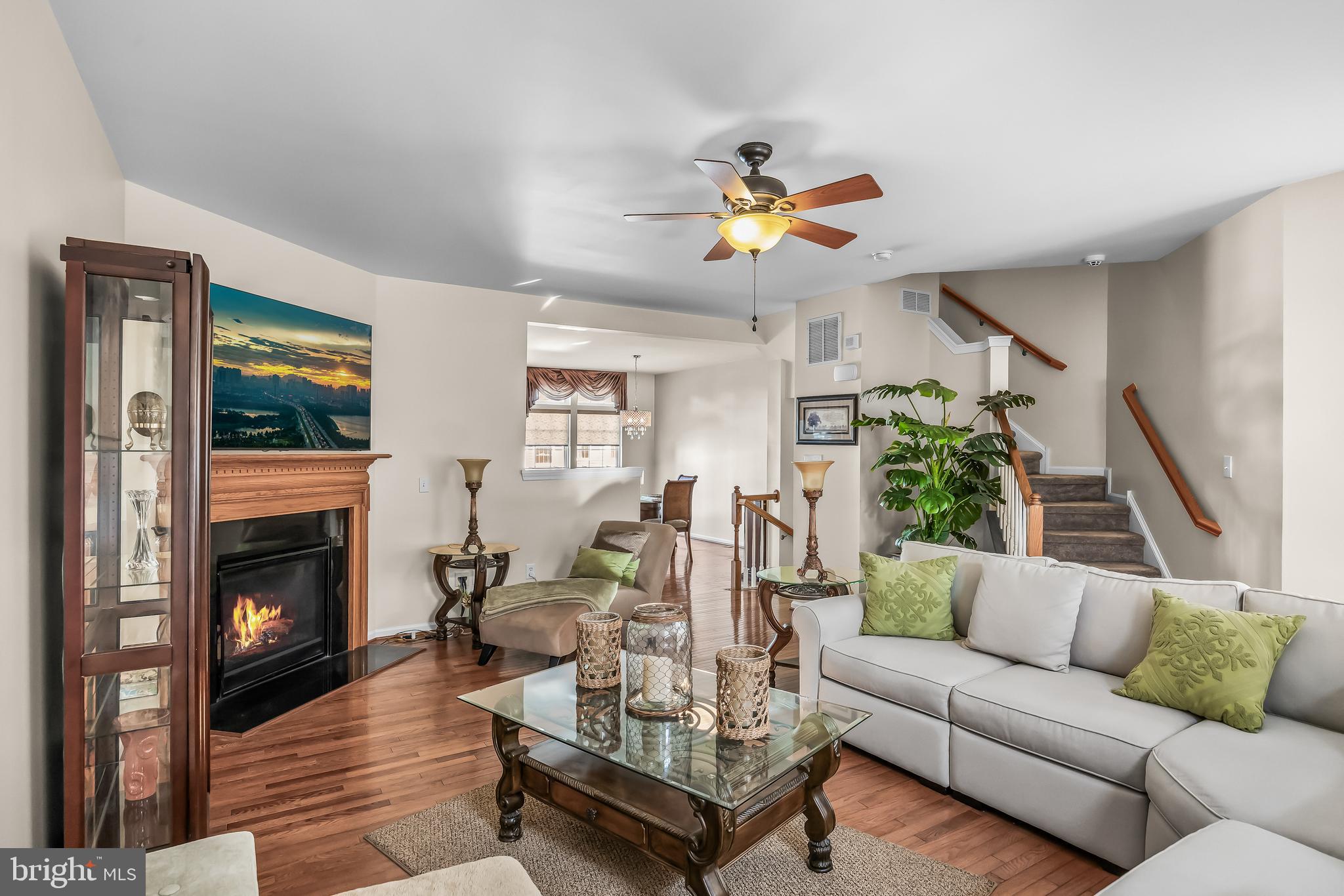 6 FAWN COURT