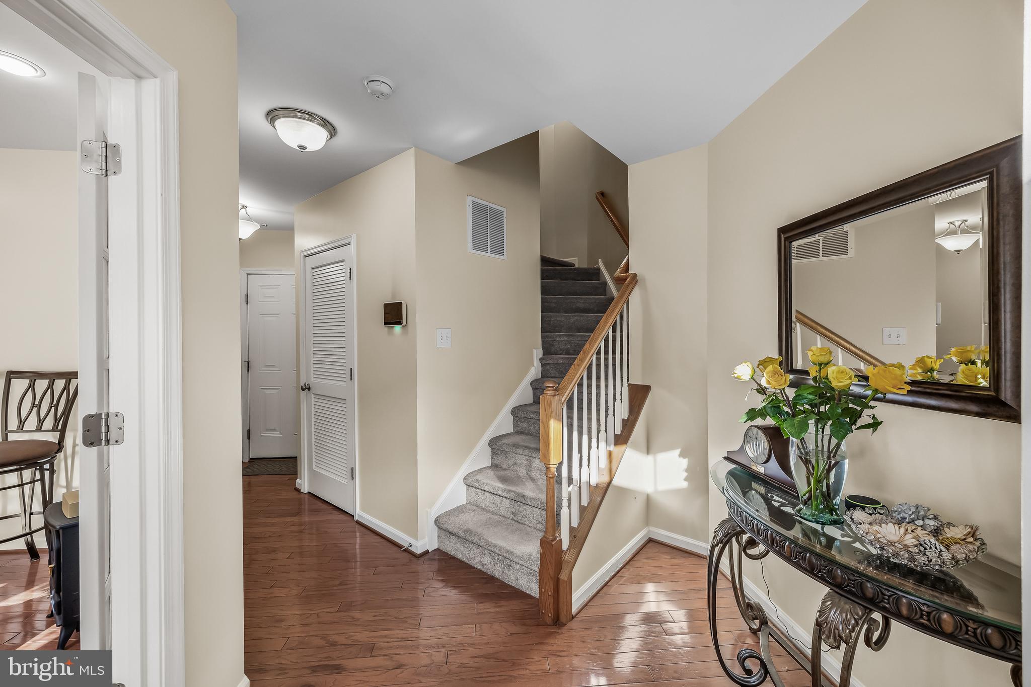 6 FAWN COURT