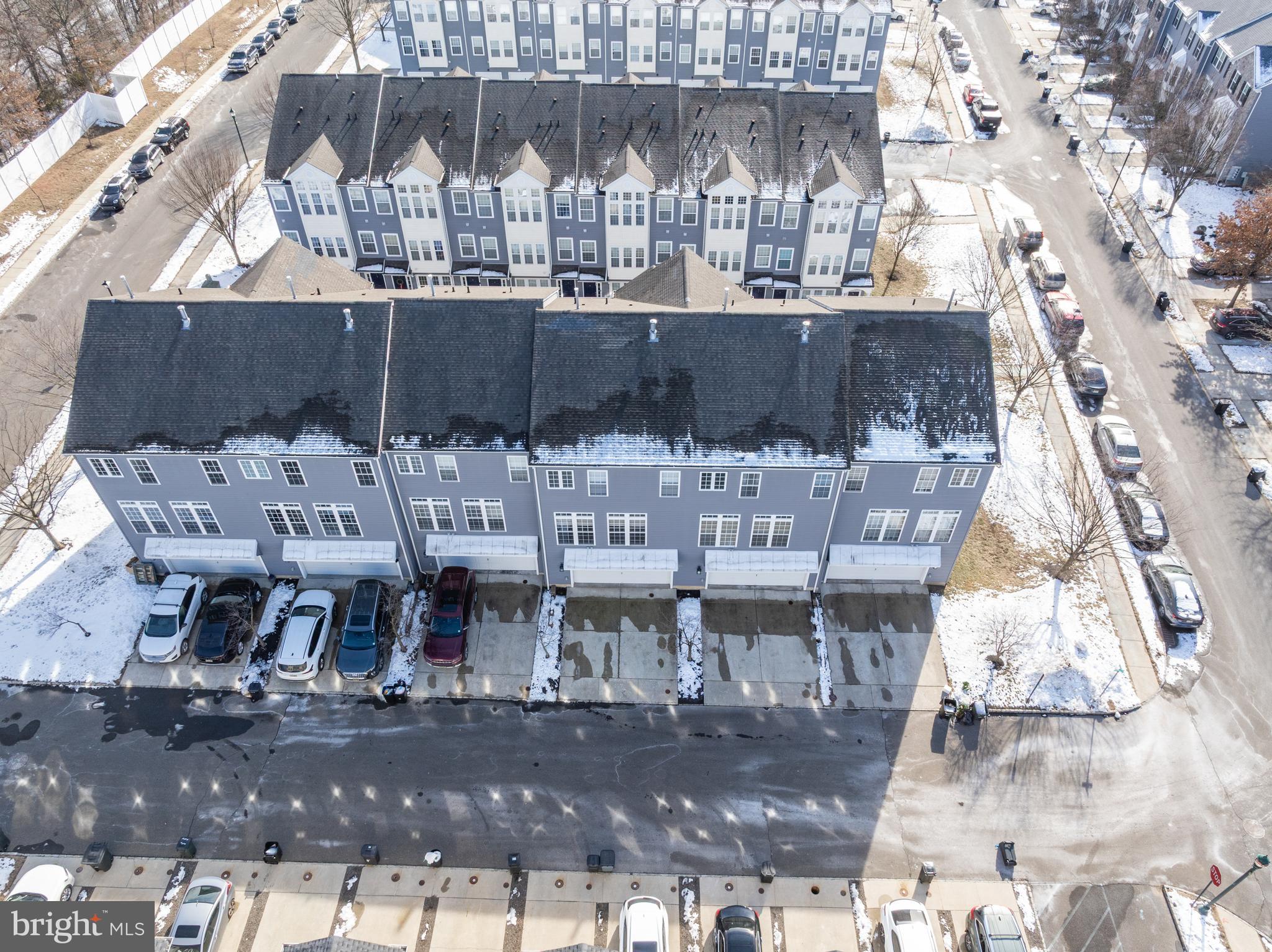 6 FAWN COURT