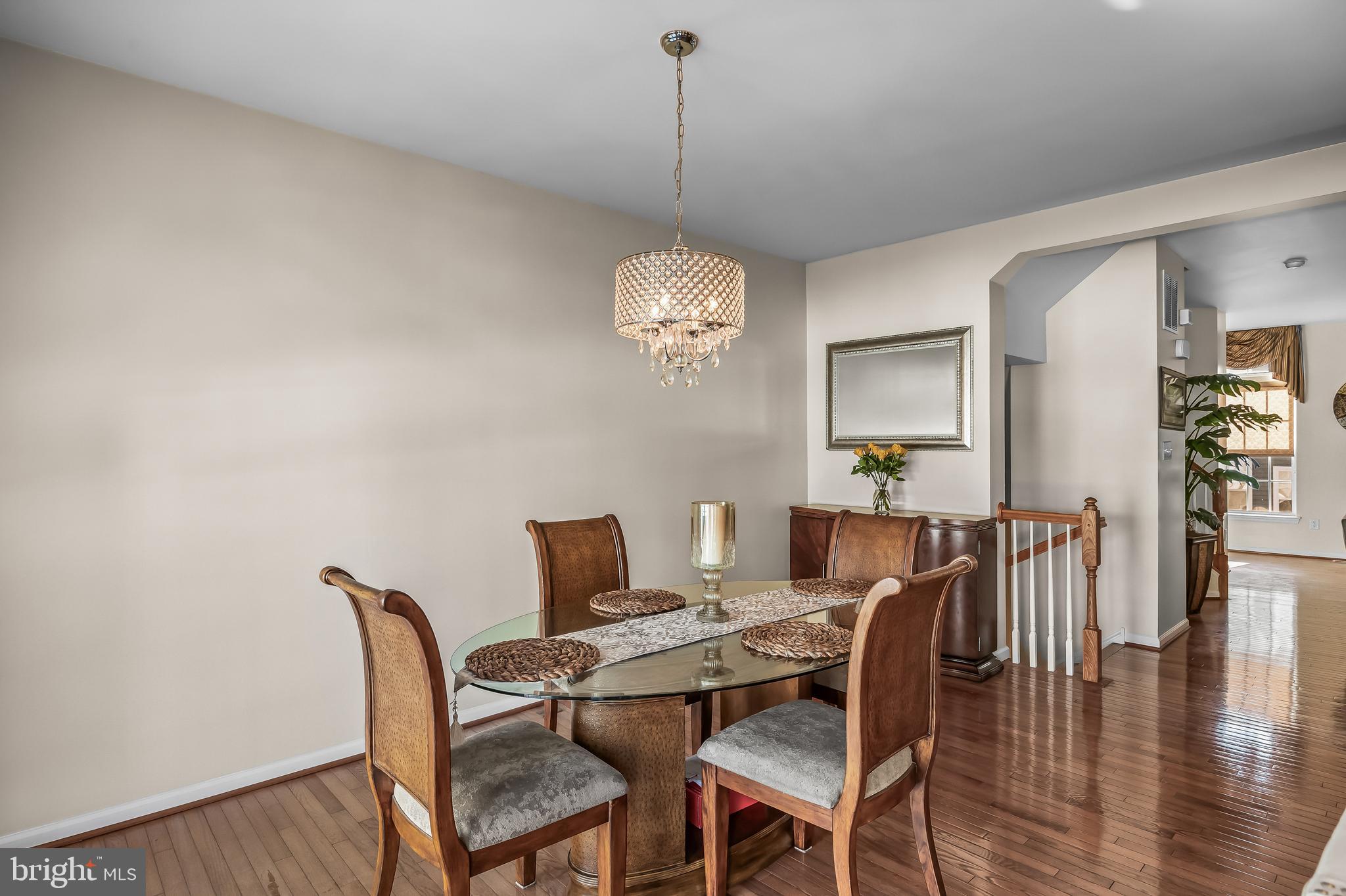 6 FAWN COURT