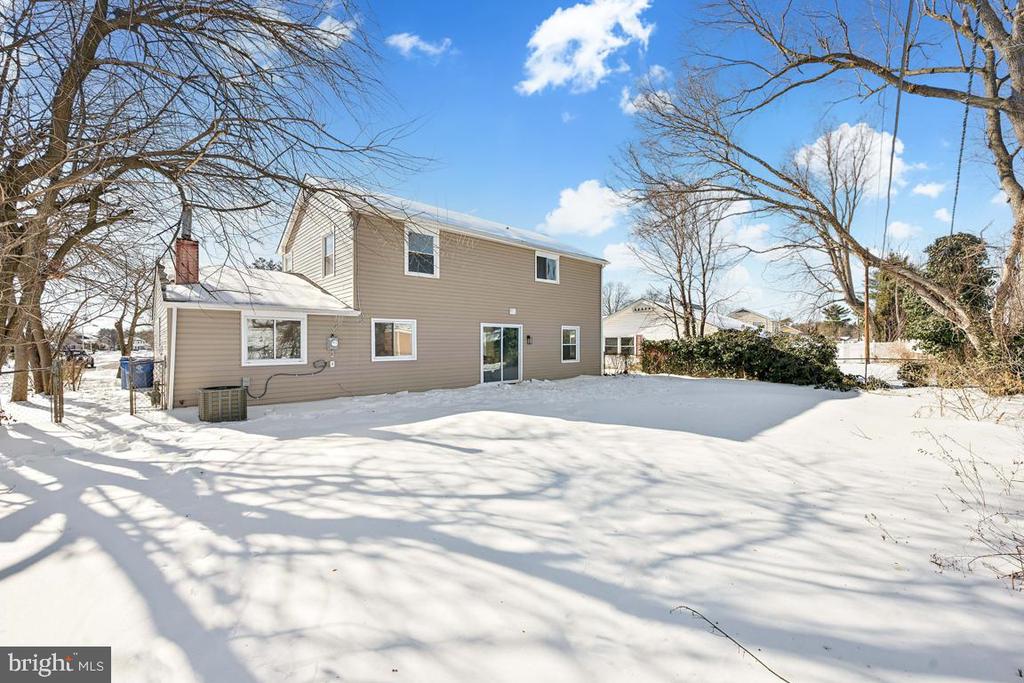 61 BABBITT LANE