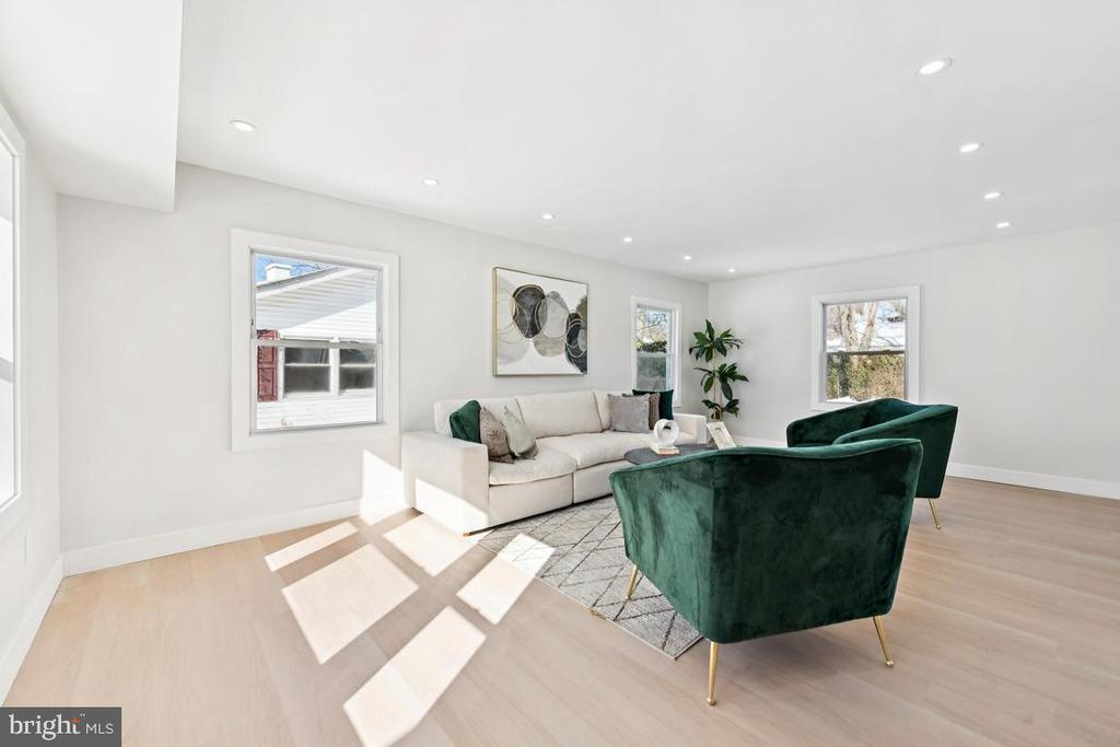 61 BABBITT LANE