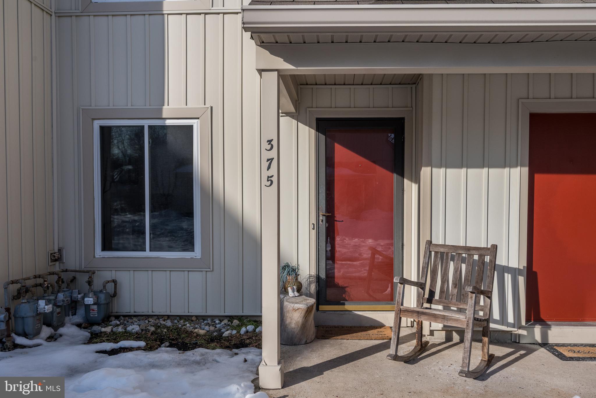 375 WOODLAKE DRIVE