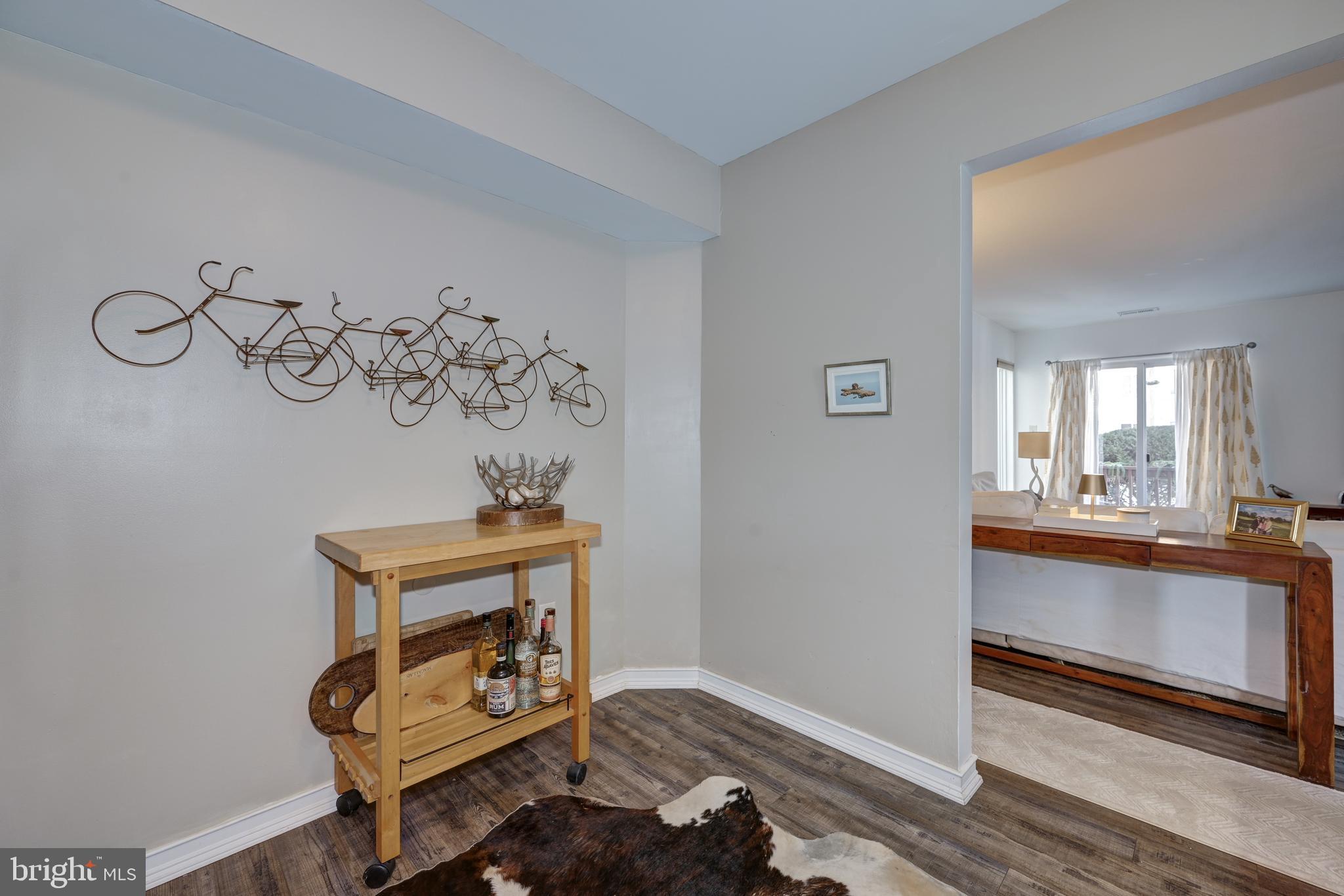 375 WOODLAKE DRIVE
