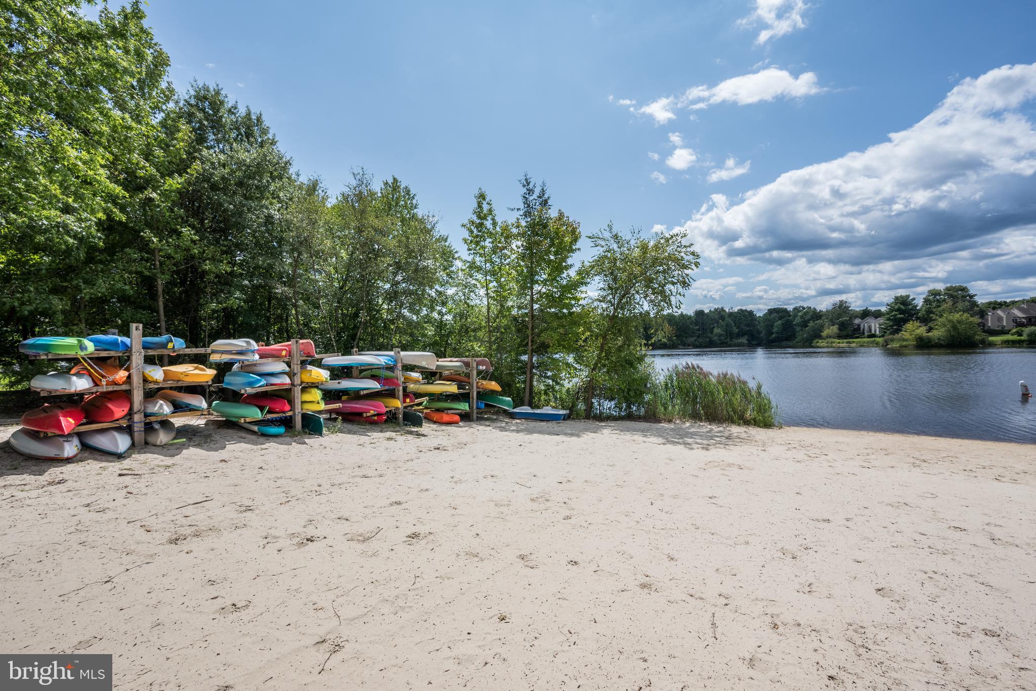 375 WOODLAKE DRIVE