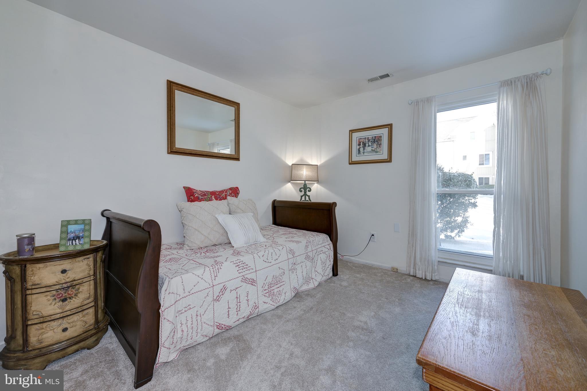 375 WOODLAKE DRIVE