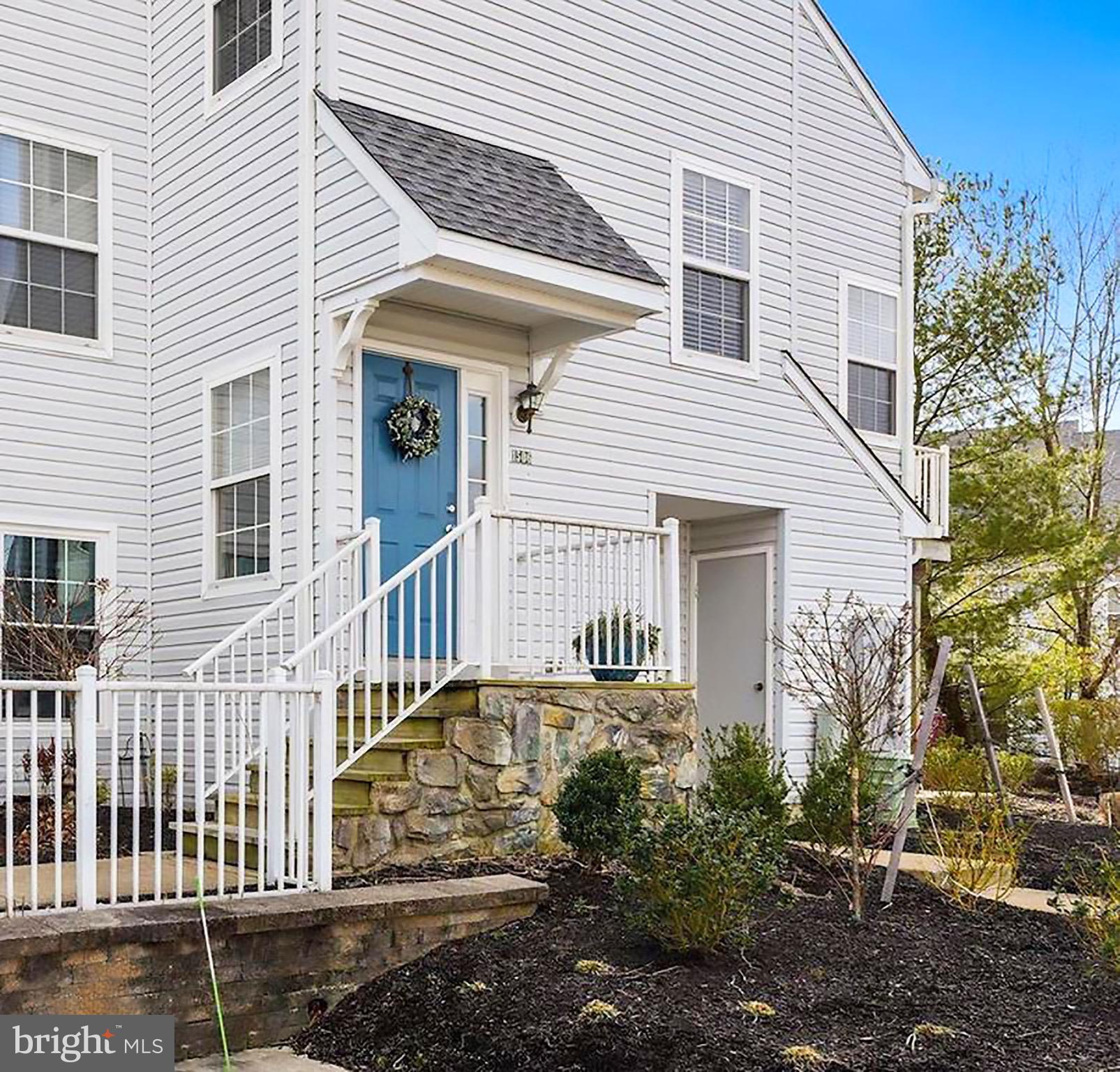1506 SQUIRREL ROAD