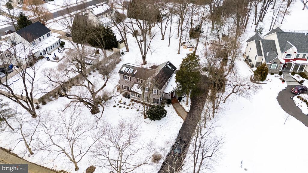 611 NEW ALBANY ROAD