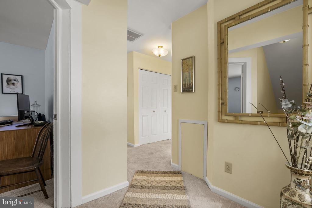 611 NEW ALBANY ROAD