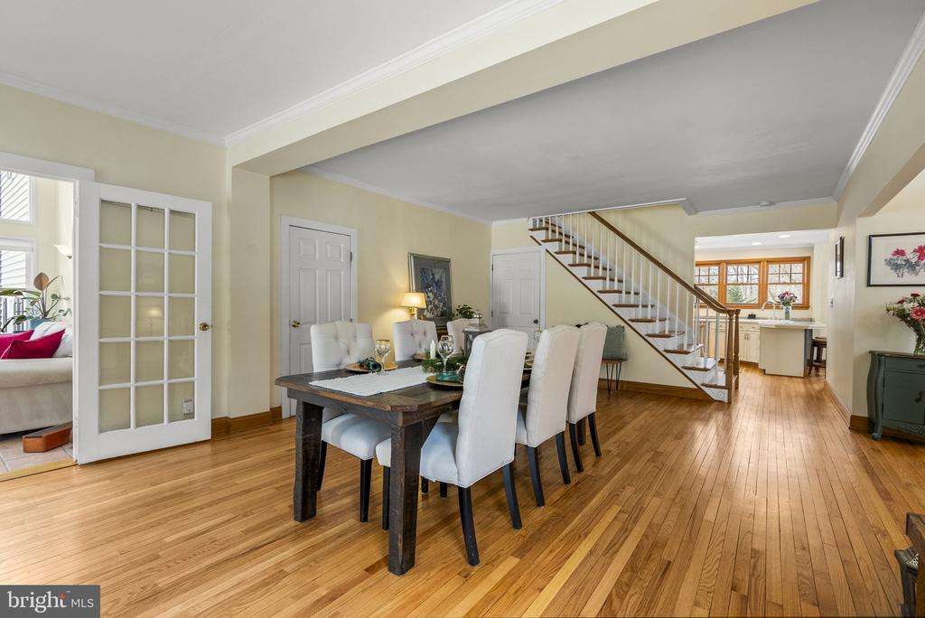 611 NEW ALBANY ROAD