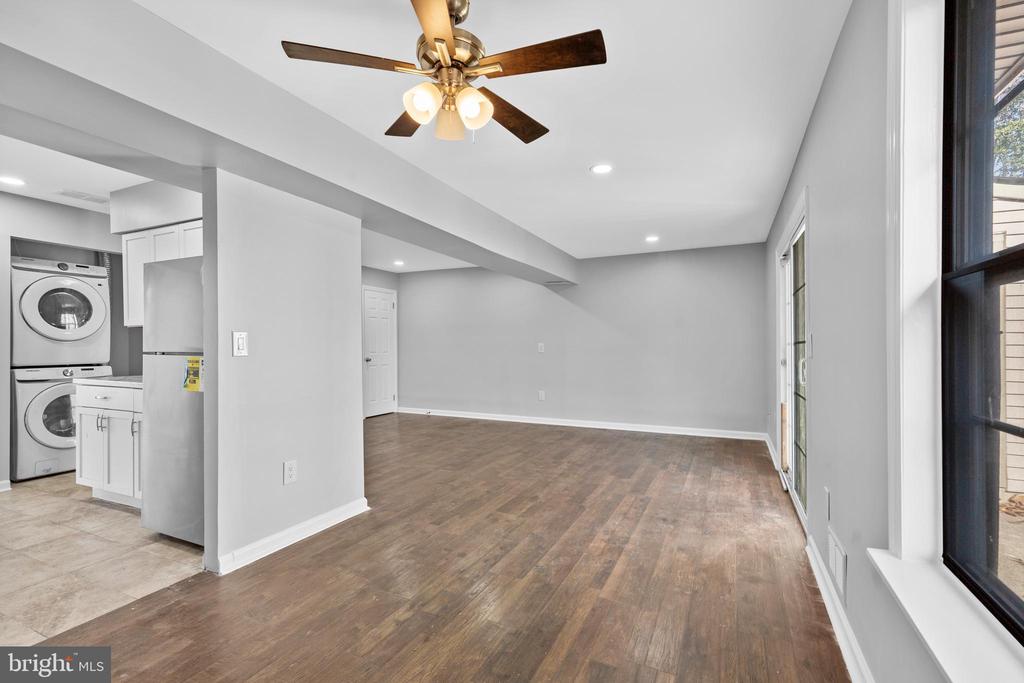 90 KANABE DRIVE