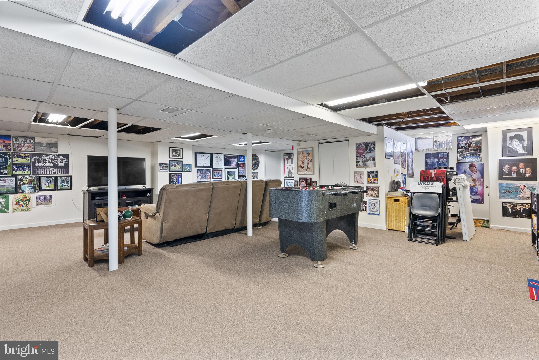 17 VALLEY FORGE COURT