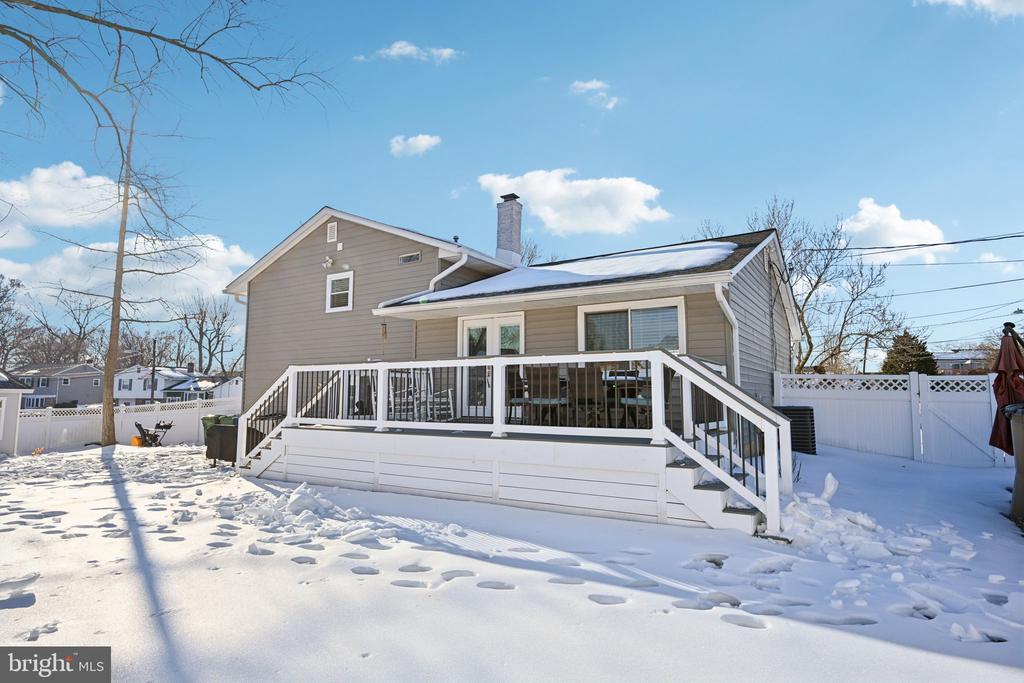 224 TEAL LANE