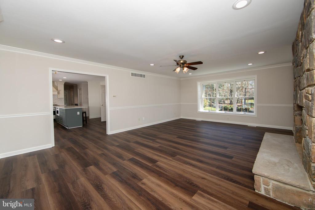 3 ALDWORTH COURT