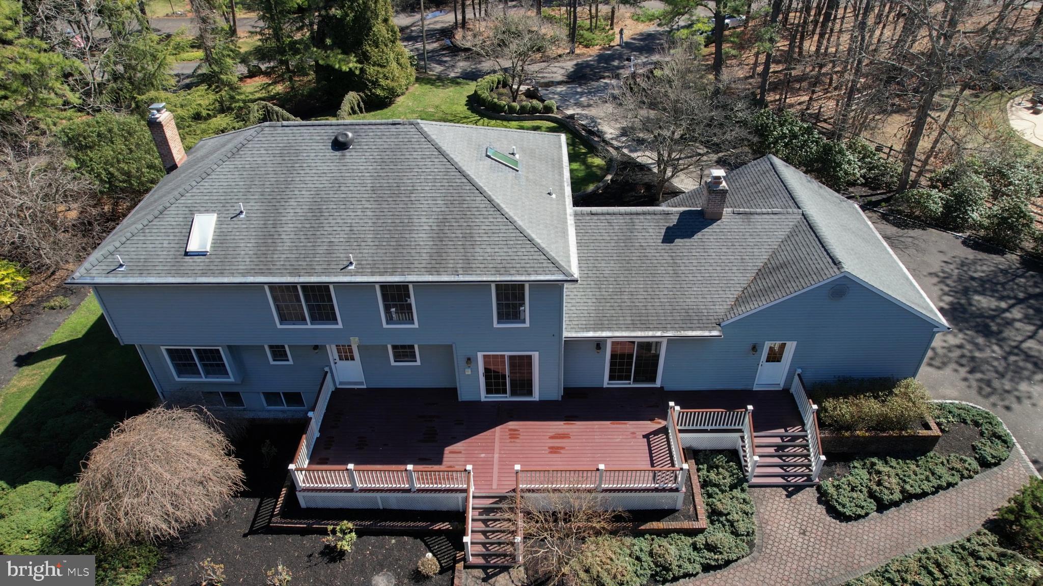 3 ALDWORTH COURT