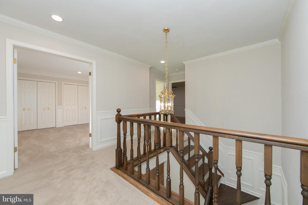 3 ALDWORTH COURT