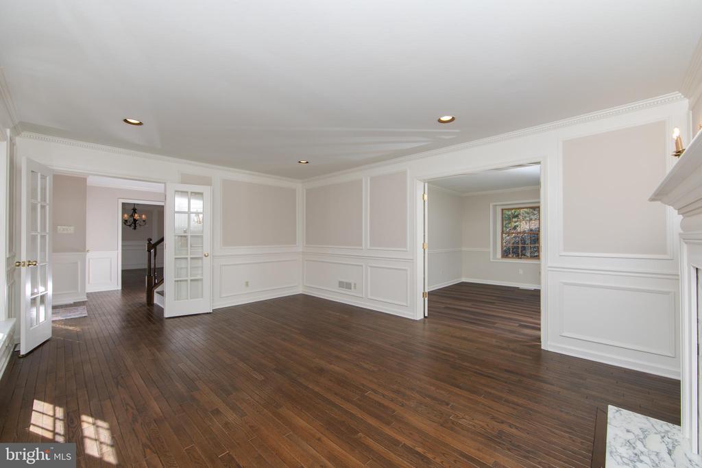 3 ALDWORTH COURT