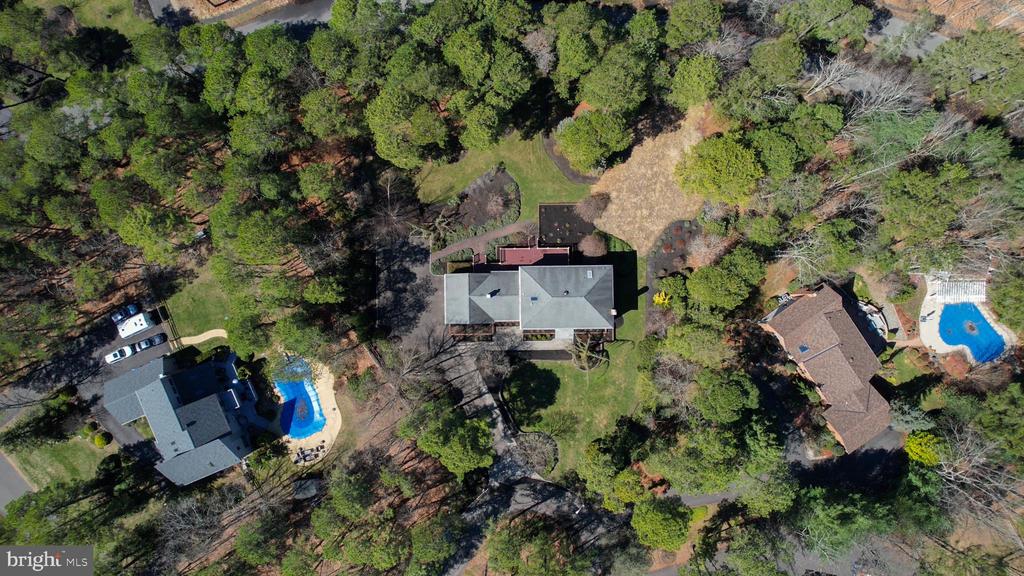 3 ALDWORTH COURT