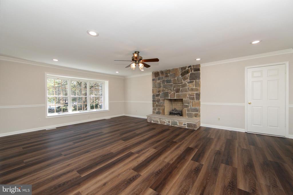 3 ALDWORTH COURT