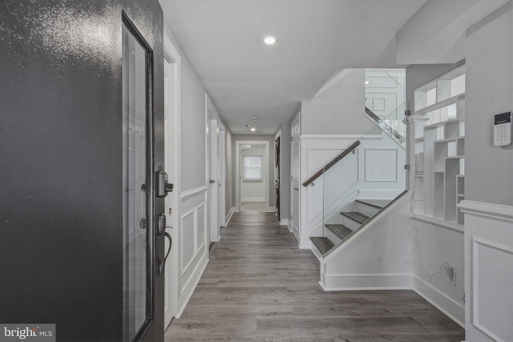 323 PARRY ROAD