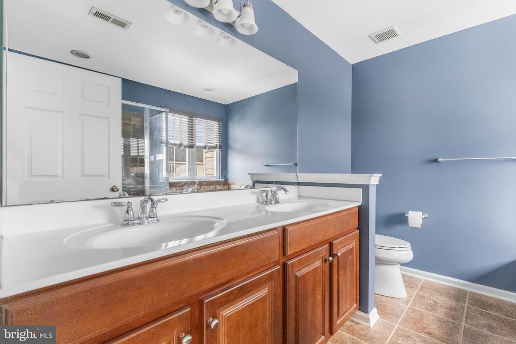 1521 JASON DRIVE