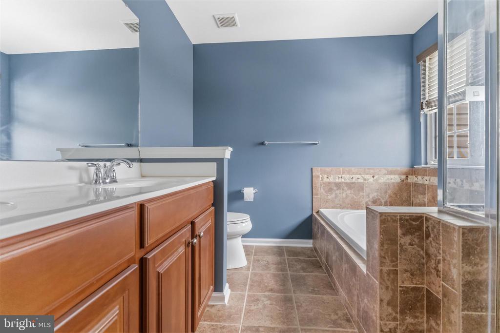 1521 JASON DRIVE