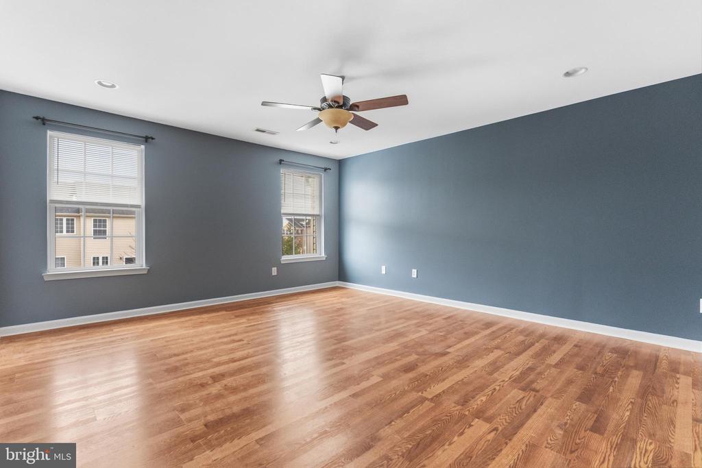1521 JASON DRIVE