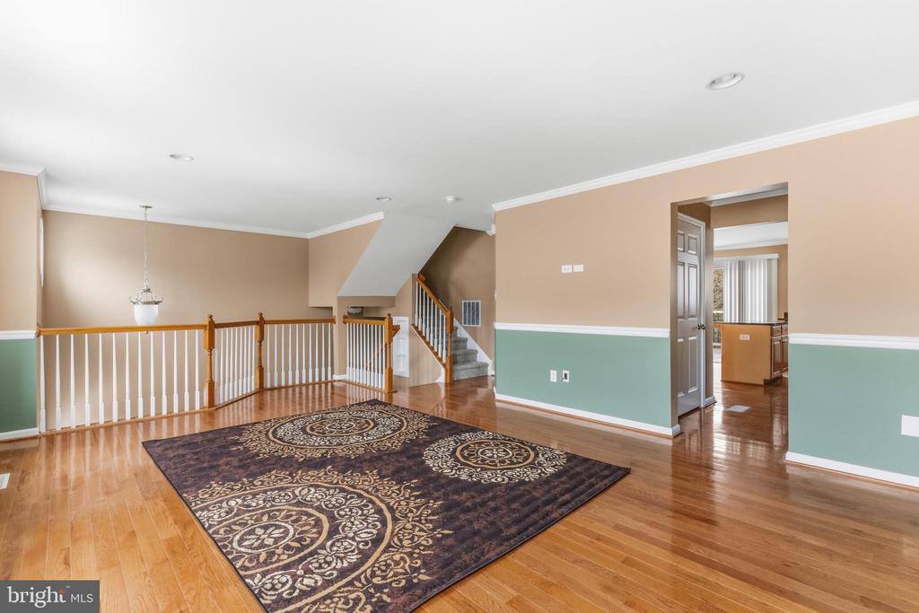 1521 JASON DRIVE