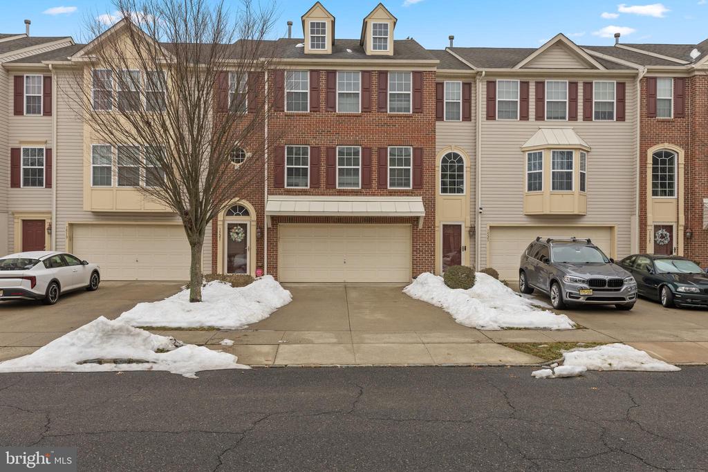 1521 JASON DRIVE